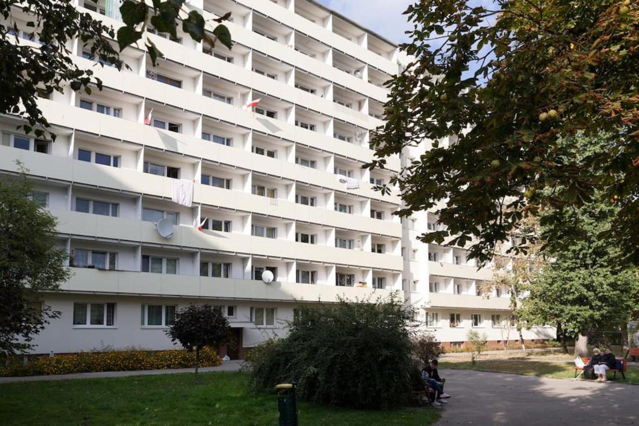 Piotrapartments - Bruna Green City Apartment Warszawa Exteriör bild